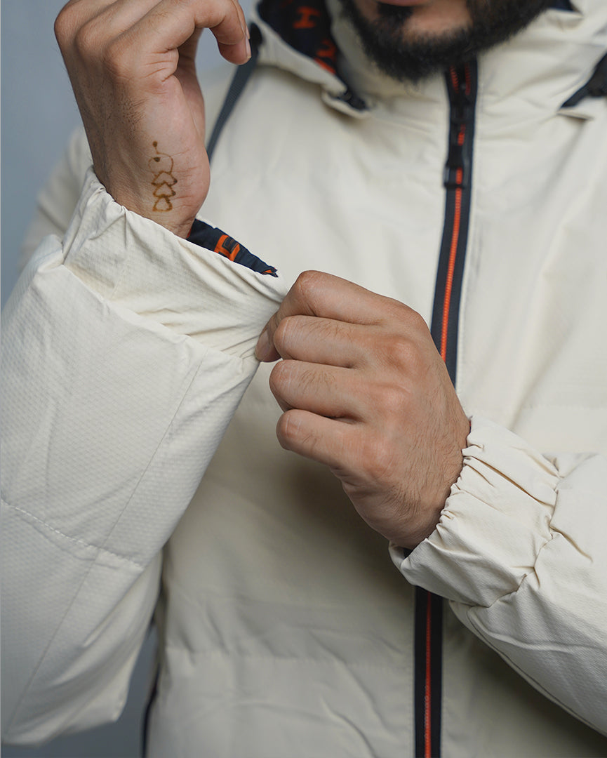 Men's Hooded Puffer Jacket with Patterned Lining