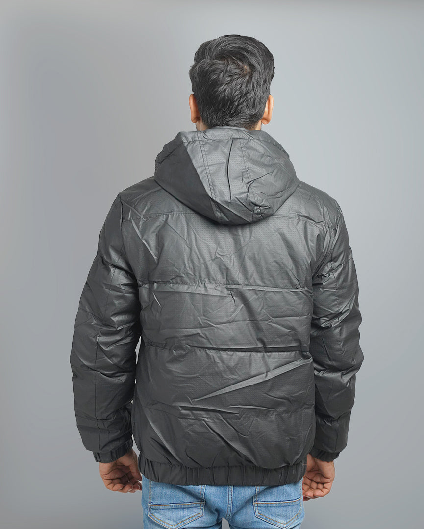 Men's Lightweight Hooded Puffer Jacket with Contrast Lining