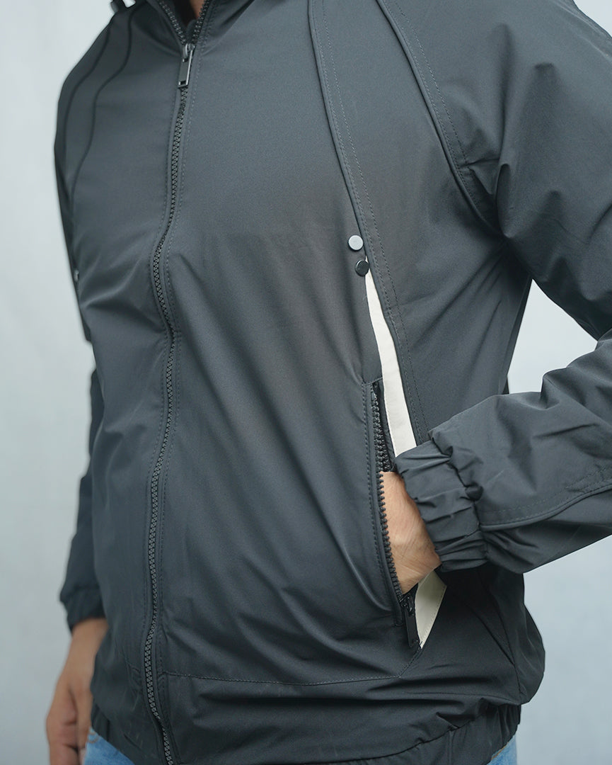 Men's Stylish Hooded Windbreaker Jacket - Lightweight & Water Resistant