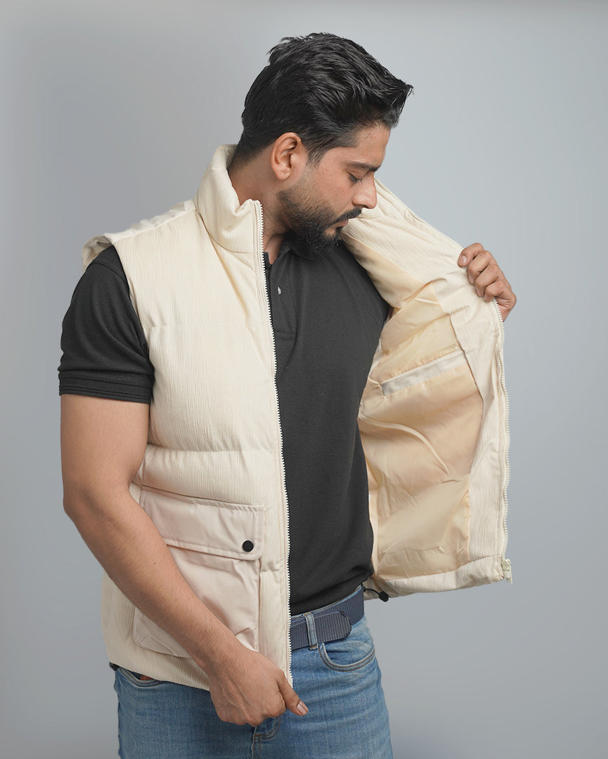 Men's Textured Puffer Vest with Utility Pockets - Insulated Sleeveless Outerwear