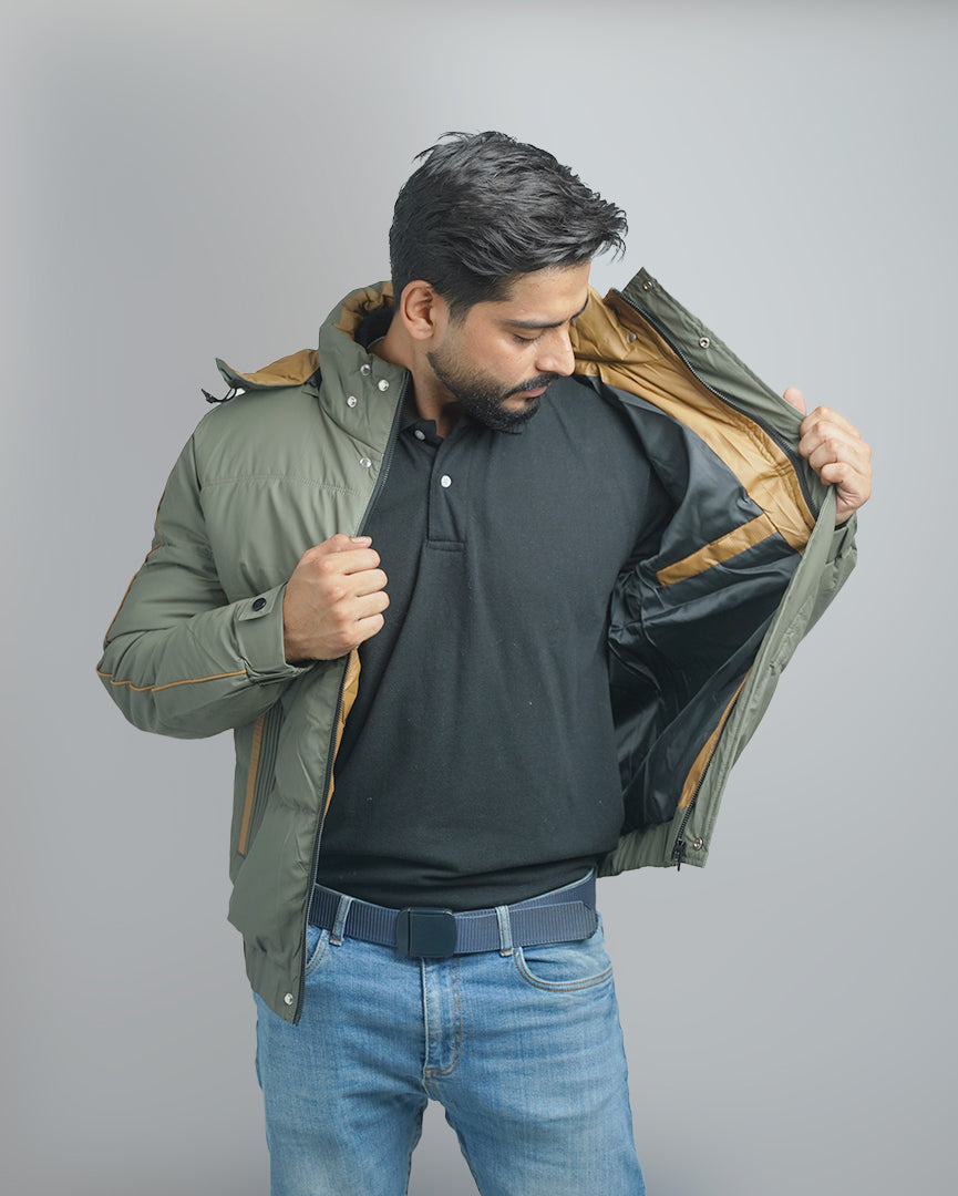 Men's Hooded Puffer Jacket - Warm, Lightweight Padded & Water-Resistant Coat